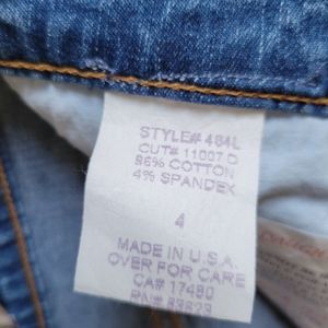 Capri Pants embellishments of sparkle